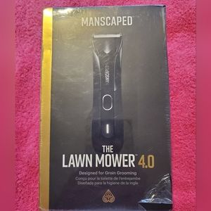 Man's grooming tool